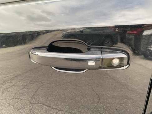 Used 2022 Chevrolet Silverado 1500 RST w/ Convenience Package II image 13