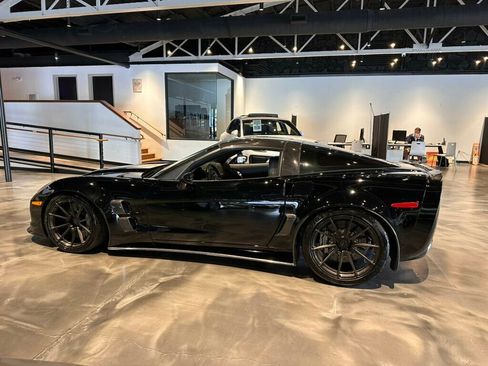 Used 2013 Chevrolet Corvette ZR1 w/ 3ZR Preferred Equipment Group RWD image 2