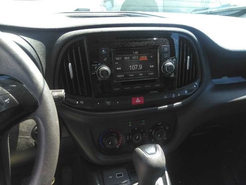 Used 2022 RAM ProMaster City Tradesman FWD image 13