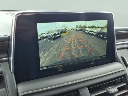 Used 2024 Chevrolet Tahoe Premier AWD/4WD image 6