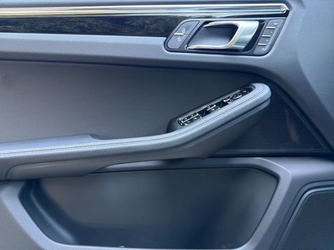 New 2026 Porsche Macan AWD/4WD image 12
