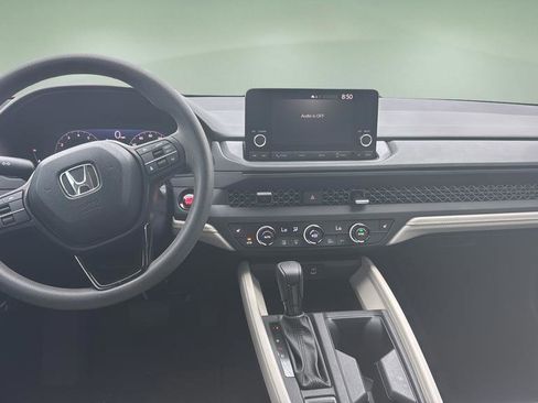 Used 2024 Honda Accord EX image 9