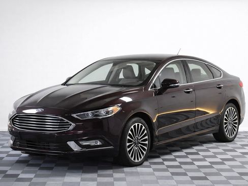 Used 2017 Ford Fusion SE w/ Fusion SE Technology Package image 1