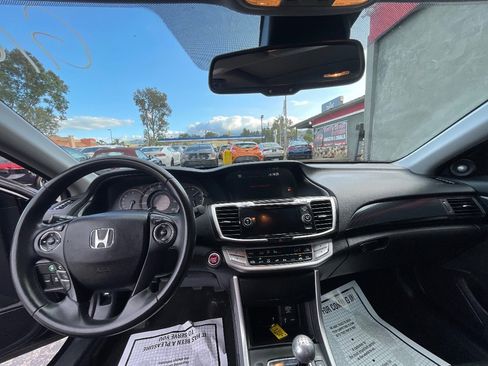 Used 2015 Honda Accord EX-L image 10