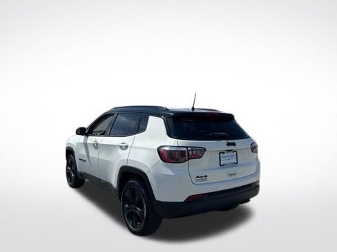 Used 2019 Jeep Compass Latitude AWD/4WD image 11