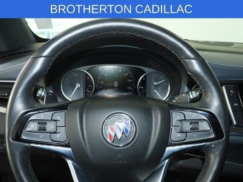 Used 2024 Buick Enclave Premium AWD/4WD image 17