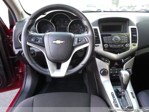 Used 2013 Chevrolet Cruze LT w/ All-Star Edition FWD image 13