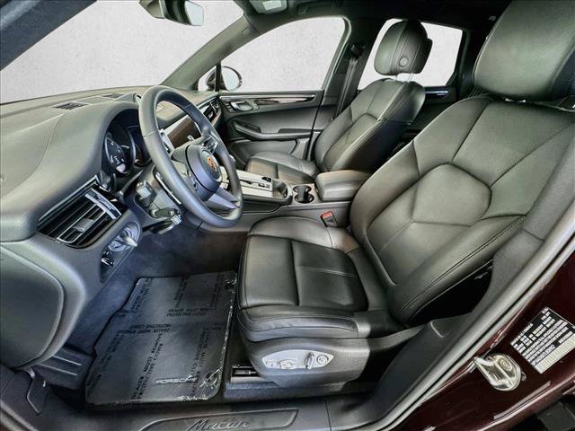 Certified 2026 Porsche Macan Turbo AWD/4WD image 5