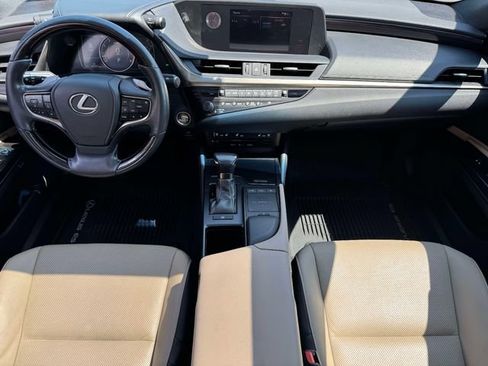 Used 2019 Lexus ES 350 w/ Premium Package FWD image 19