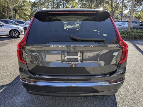 Certified 2024 Volvo XC90 T8 Plus w/ Protection Package Premier image 5