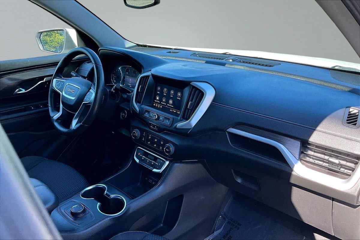 Used 2022 GMC Terrain SLE AWD/4WD image 13