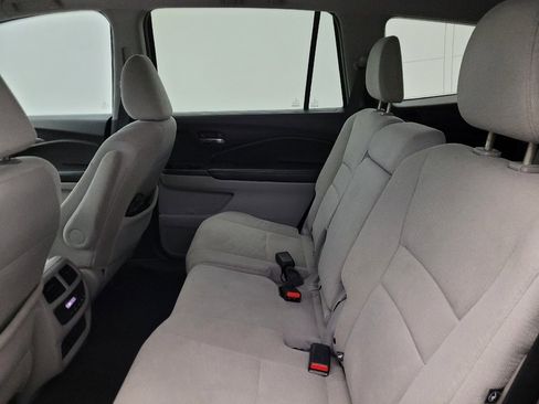 Used 2016 Honda Pilot EX image 18