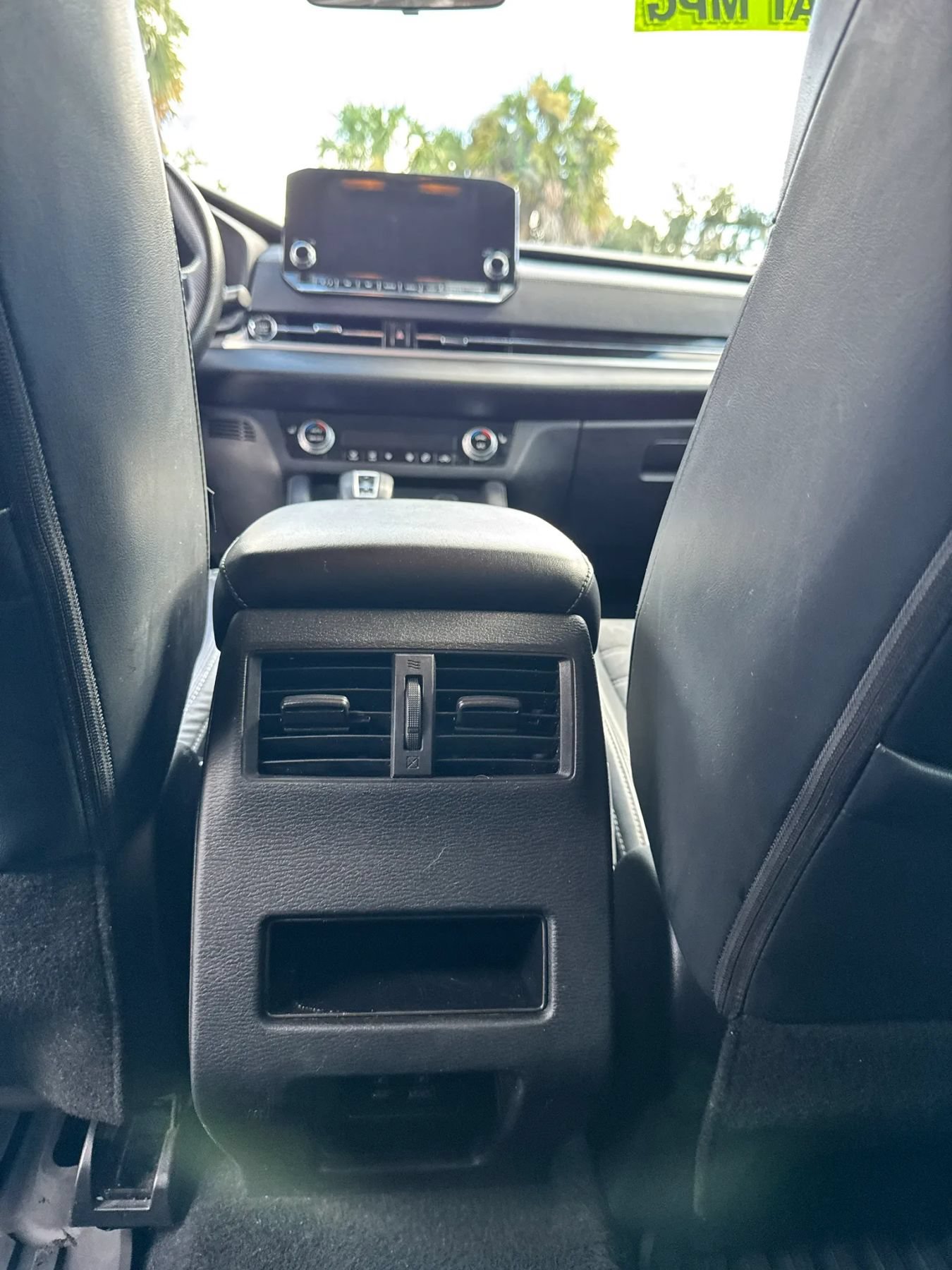 Used 2023 Mitsubishi Outlander SE FWD image 14