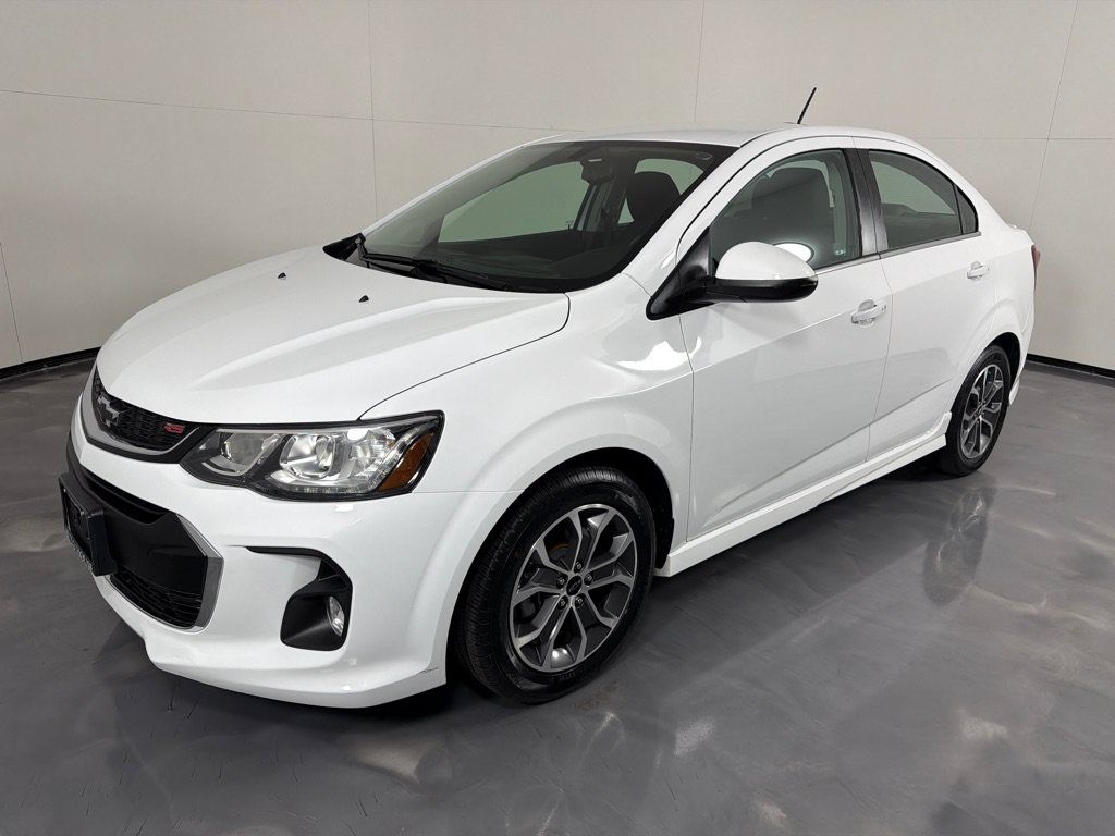 Used 2018 Chevrolet Sonic LT w/ Convenience Package FWD image 7