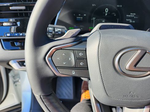 New 2026 Lexus RX 450h AWD image 15