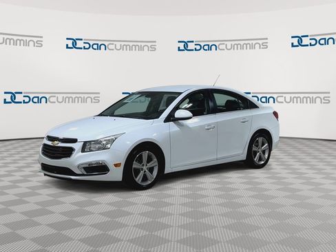 Used 2015 Chevrolet Cruze LT FWD image 5