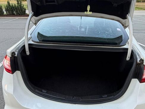 Used 2015 Ford Fusion SE image 20