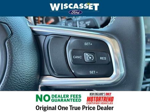 Used 2023 Jeep Wrangler Sahara image 14