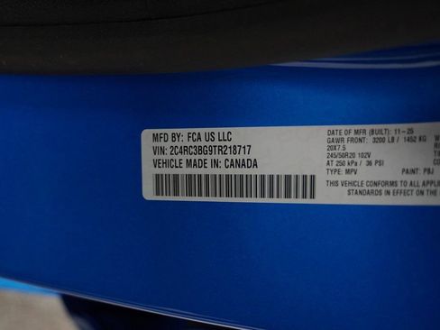 New 2026 Chrysler Pacifica Select image 37