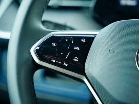 New 2025 Volkswagen ID. Buzz Pro S image 11