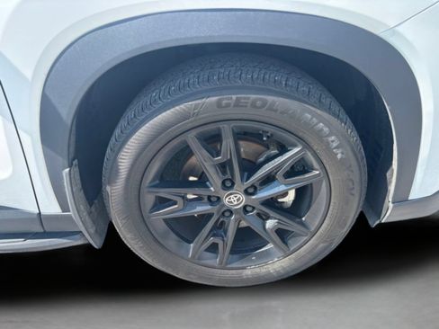 Used 2024 Toyota Grand Highlander AWD Hybrid image 41