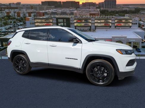 New 2026 Jeep Compass Latitude image 1