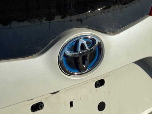 Used 2017 Toyota Prius Prime Plus image 8