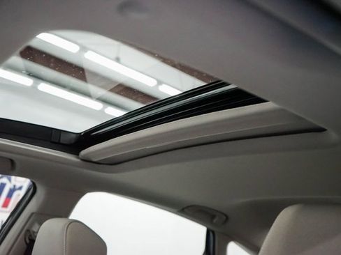 Certified 2025 Honda Accord SE image 4