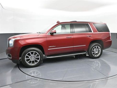 Used 2018 GMC Yukon Denali w/ Open Road Package RWD image 34