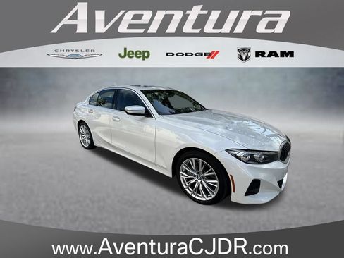 Used 2024 BMW 330i Sedan w/ Convenience Package RWD image 1