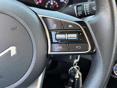 Used 2024 Kia Forte LXS w/ LXS Technology Package image 14