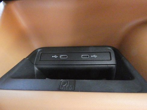 New 2025 Volkswagen ID. Buzz Pro S Plus image 19