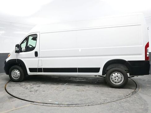 Used 2023 RAM ProMaster 2500 image 4
