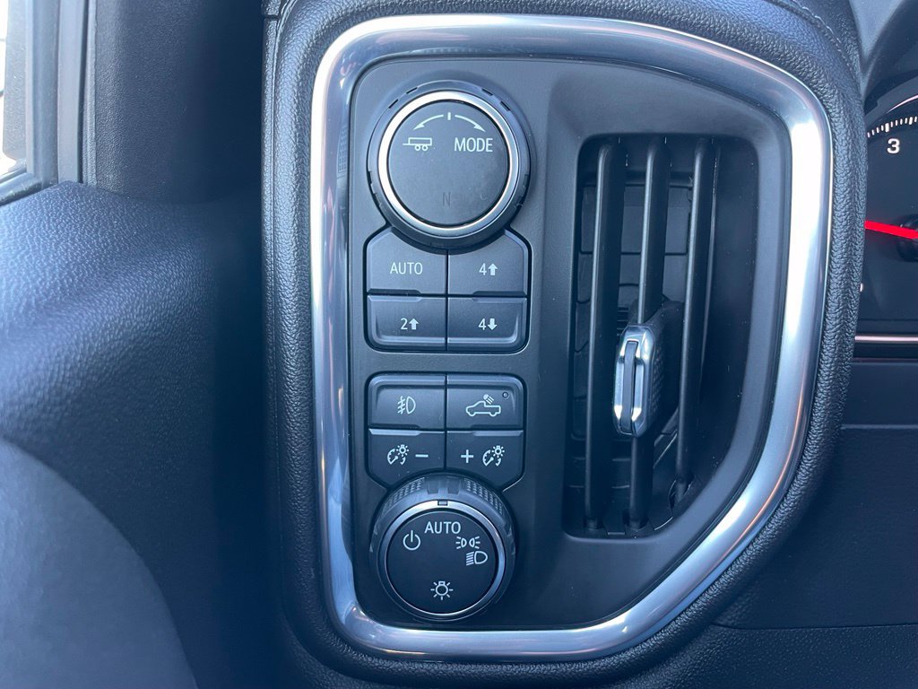 Used 2021 Chevrolet Silverado 1500 RST w/ Convenience Package II AWD/4WD image 35