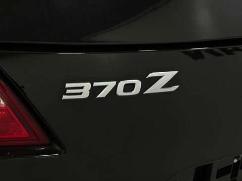 Used 2013 Nissan 370Z Touring image 35