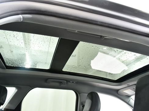 Used 2022 Lincoln Corsair AWD w/ Premium Package image 18