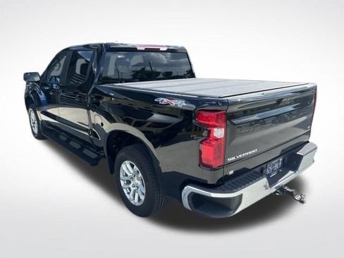 Used 2025 Chevrolet Silverado 1500 LT AWD/4WD image 7