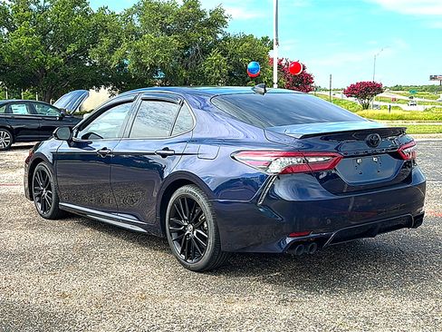 Used 2021 Toyota Camry XSE FWD image 6
