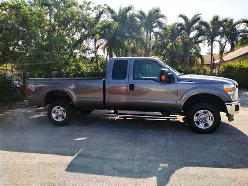 Used 2011 Ford F350 XLT w/ Camper Pkg AWD/4WD image 10