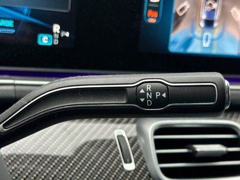 Used 2025 Mercedes-Benz GLE 63 AMG S image 32