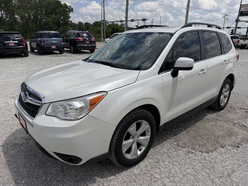 Used 2015 Subaru Forester 2.5i Limited AWD/4WD image 7