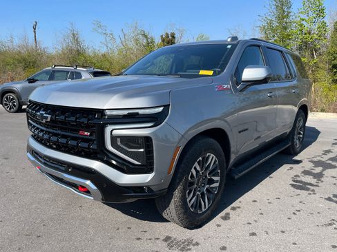 Used 2025 Chevrolet Tahoe Z71 w/ Z71 Off-Road Package image 1