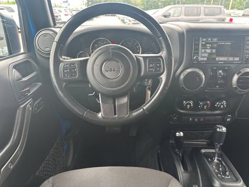 Used 2016 Jeep Wrangler Unlimited Sport w/ Quick Order Package 24S AWD/4WD image 17