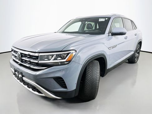 Used 2020 Volkswagen Atlas Cross Sport SEL Premium AWD/4WD image 7