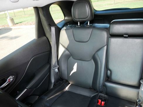 Used 2020 Jeep Cherokee Limited w/ Trailer Tow Group image 12