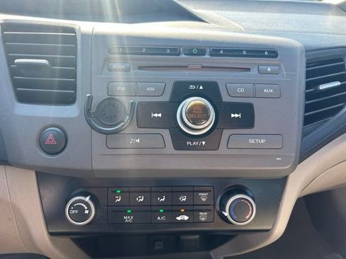 Used 2012 Honda Civic LX image 9