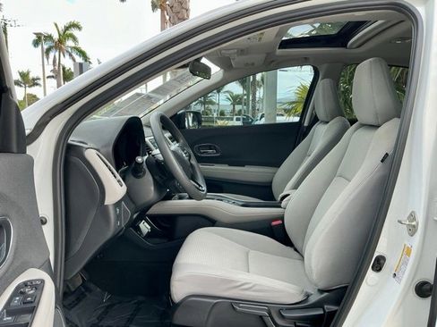 Used 2020 Honda HR-V EX image 8