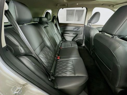 Certified 2023 Nissan Rogue Platinum w/ Platinum Premium Package image 38