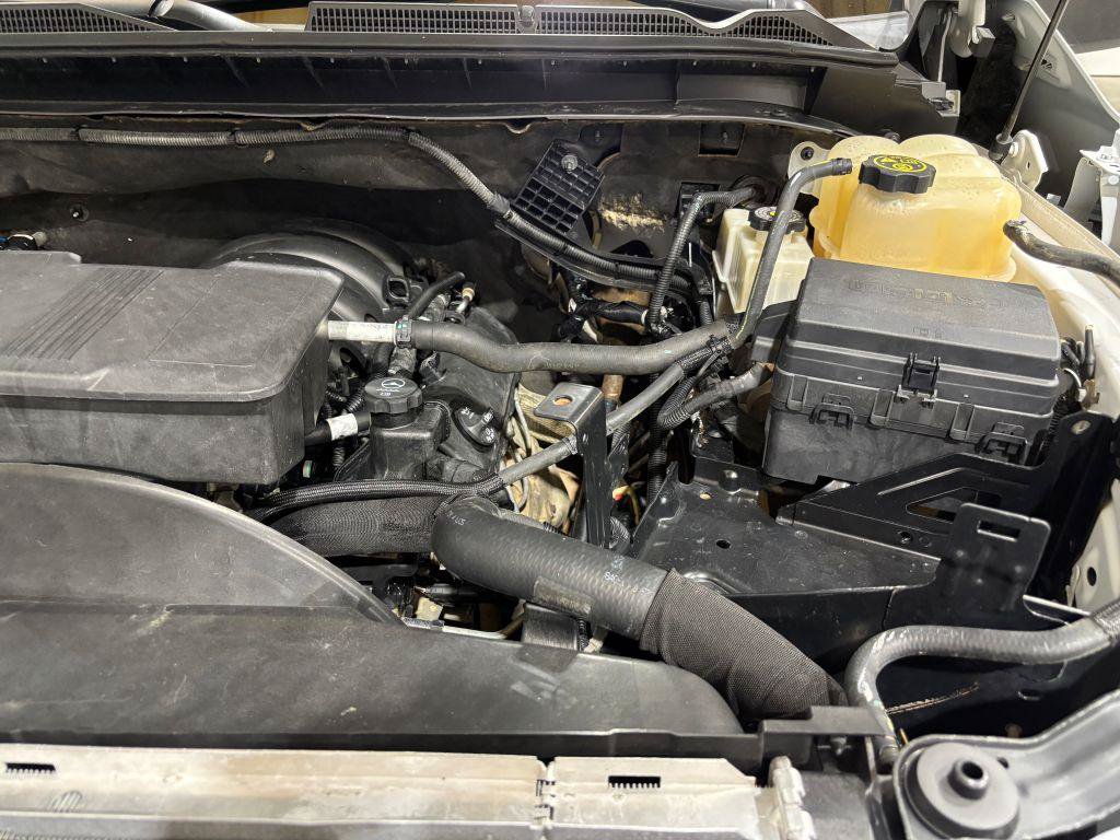 Used 2020 GMC Sierra 2500 4x4 Crew Cab w/ Convenience Package image 25