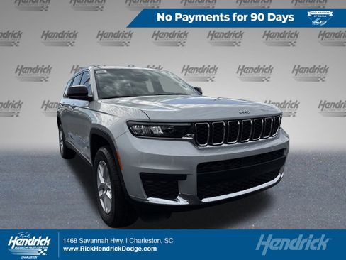 New 2025 Jeep Grand Cherokee L Laredo RWD image 1